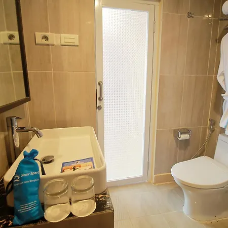 Sinar Sport Hotel Bengkulu Room photo